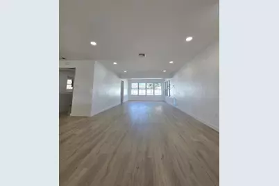 8571 NW 16th St, Pembroke Pines, FL 33024 - Photo 5