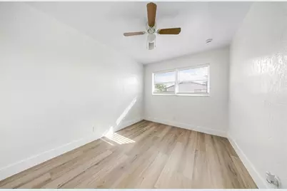 20 NW 7th Ave, Pompano Beach, FL 33060 - Photo 11