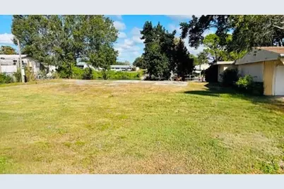 2937 SE 21st Ct, Okeechobee, FL 34974 - Photo 1