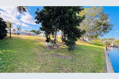 2937 SE 21st Ct, Okeechobee, FL 34974 - Photo 3