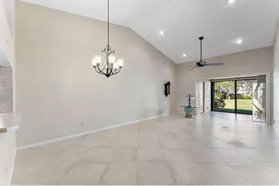 3346  Carambola Cir S, Unit #2507, Coconut Creek, FL 33066 - Photo 11