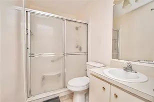 381 Ottawa Ct, Royal Palm Beach, FL 33411 - Photo 31