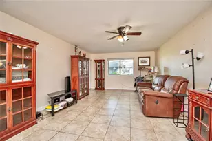 381 Ottawa Ct, Royal Palm Beach, FL 33411 - Photo 17