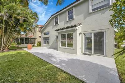 8236  White Rock Cir, Boynton Beach, FL 33436 - Photo 35