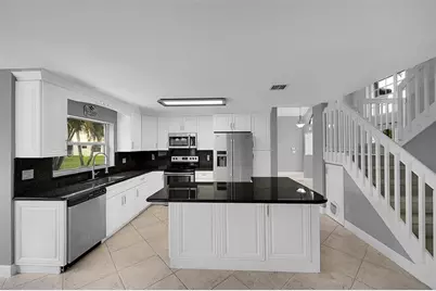 8236  White Rock Cir, Boynton Beach, FL 33436 - Photo 11