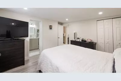 140 NW 46th St, Oakland Park, FL 33309 - Photo 11