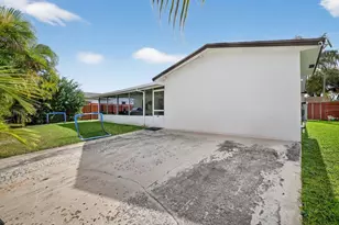 407 SE 5th St, Dania Beach, FL 33004 - Photo 29
