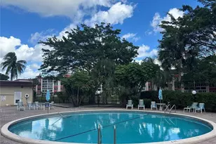 6005 Del Lago Cir, Sunrise, FL 33313 - Photo 15