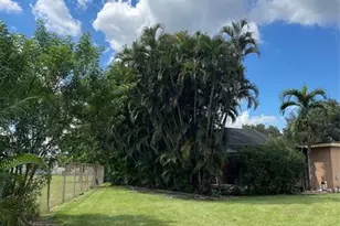 8948 SW 53rd St, Cooper City, FL 33328 - Photo 3