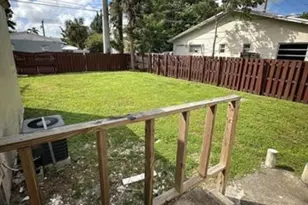 2312 Cleveland St, Hollywood, FL 33020 - Photo 11