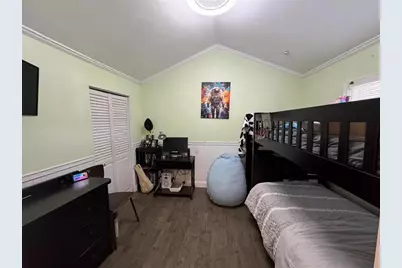 1509 NE 35th St, Oakland Park, FL 33334 - Photo 9