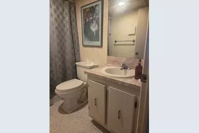 91  Burgundy B, Unit #B, Delray Beach, FL 33484 - Photo 5