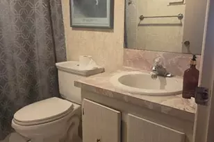 91 Burgundy B, Delray Beach, FL 33484 - Photo 5