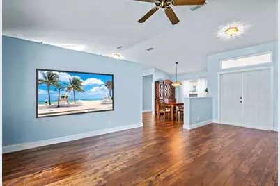 3082  Lillian Ln, Margate, FL 33063 - Photo 3