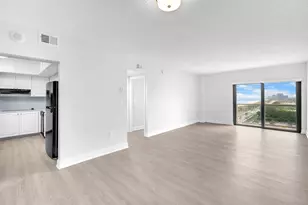 100 Kings Point Unit, Sunny Isles Beach, FL 33160 - Photo 9