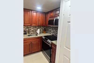 4174  Inverrary Dr, Unit #304, Lauderhill, FL 33319 - Photo 5