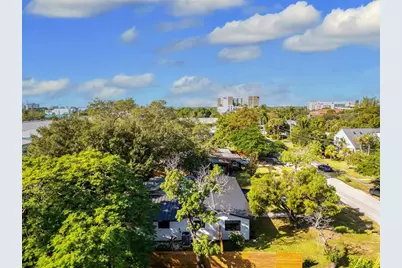 424 NE 2nd St, Pompano Beach, FL 33060 - Photo 29