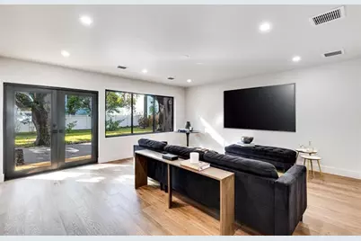 424 NE 2nd St, Pompano Beach, FL 33060 - Photo 7