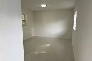 1724 NE 50th Ct, Pompano Beach, FL 33064 - Photo 9