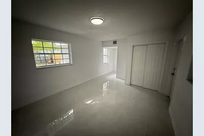 1724 NE 50th Ct, Pompano Beach, FL 33064 - Photo 11