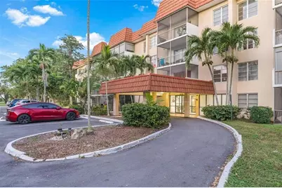 4166  Inverrary Dr, Lauderhill, FL 33319 - Photo 7