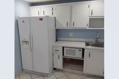 4166  Inverrary Dr, Lauderhill, FL 33319 - Photo 11