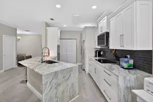 5784 NW 49th Ln, Coconut Creek, FL 33073 - Photo 9