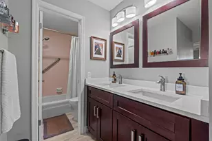 160 Cypress Club Dr, Pompano Beach, FL 33060 - Photo 23