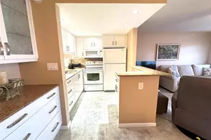 3116 Cambridge E, Deerfield Beach, FL 33442 - Photo 11