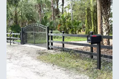 5225 SW Ludlum Street, Palm City, FL 34990 - Photo 3