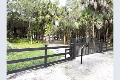 5225 SW Ludlum Street, Palm City, FL 34990 - Photo 5