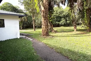 5225 SW Ludlum St, Palm City, FL 34990 - Photo 13