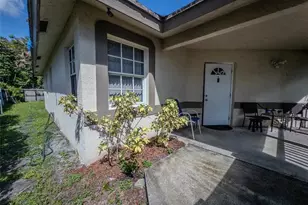 1403 SW 27th Ct, Fort Lauderdale, FL 33315 - Photo 7