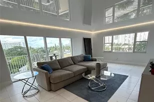 1200 Hibiscus Ave, Pompano Beach, FL 33062 - Photo 13