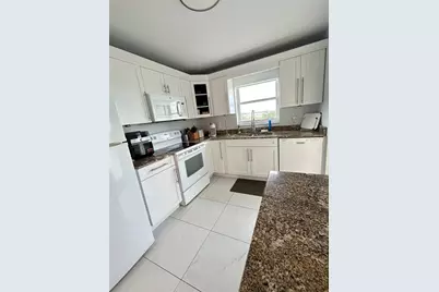 1200  Hibiscus Ave, Unit #502, Pompano Beach, FL 33062 - Photo 3