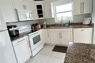 1200 Hibiscus Ave, Pompano Beach, FL 33062 - Photo 3