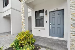 523 SW 19th Ter, Fort Lauderdale, FL 33312 - Photo 5