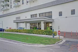 13499 Biscayne Blvd, North Miami, FL 33181 - Photo 45