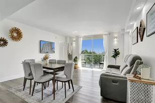 13499 Biscayne Blvd, North Miami, FL 33181 - Photo 1