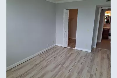 105  Lake Emerald Dr, Unit #405, Oakland Park, FL 33309 - Photo 19