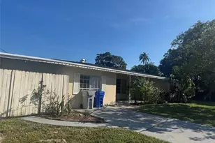 160 SE 15th Ave, Pompano Beach, FL 33060 - Photo 3