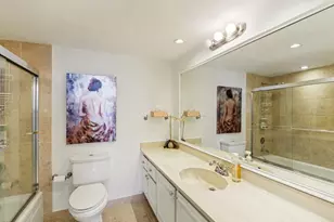 600 Three Islands Boulevard, Hallandale Beach, FL 33009 - Photo 19