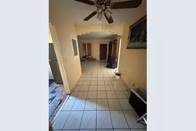 1300 NW 42nd St, Miami, FL 33142 - Photo 3