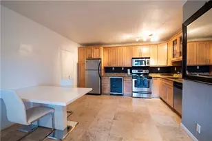 530 NE 15th Ct, Fort Lauderdale, FL 33304 - Photo 3