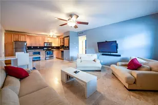 530 NE 15th Ct, Fort Lauderdale, FL 33304 - Photo 5