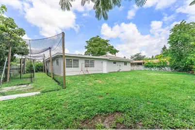 2757 NW 83rd Ter, Coral Springs, FL 33065 - Photo 33