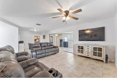 2757 NW 83rd Ter, Coral Springs, FL 33065 - Photo 9