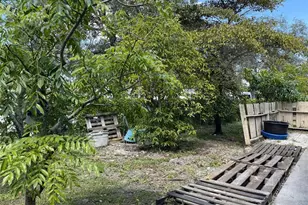 671 NW 38th St, Deerfield Beach, FL 33064 - Photo 39