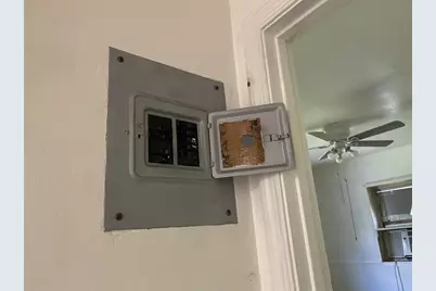 671 NW 38th St, Deerfield Beach, FL 33064 - Photo 27