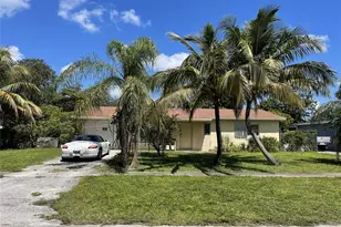 671 NW 38th St, Deerfield Beach, FL 33064 - Photo 3